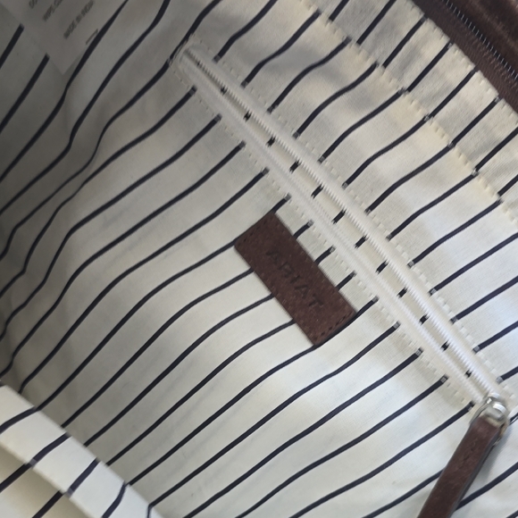 Ariat MADISON Concealed Carry Purse - Picture 12 of 12